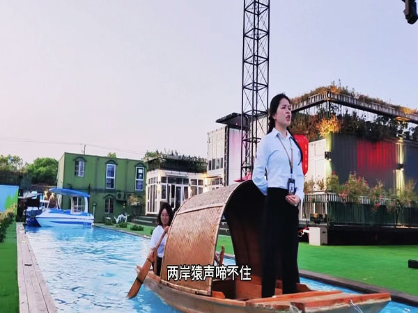 紀(jì)伯倫說(shuō)：生命的意義，在于人與人的相互照亮。點(diǎn)燃自己，照亮世界，發(fā)光發(fā)熱。