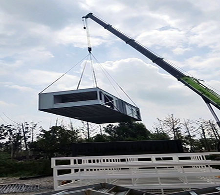 （13米*5.3米）大型現(xiàn)場(chǎng)制作墻體鏤空集裝箱